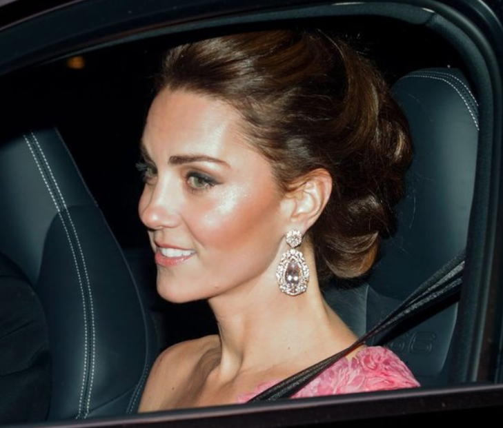 Принц Чарльз відсвяткував день народження: з'явилися фото з королівської вечірки