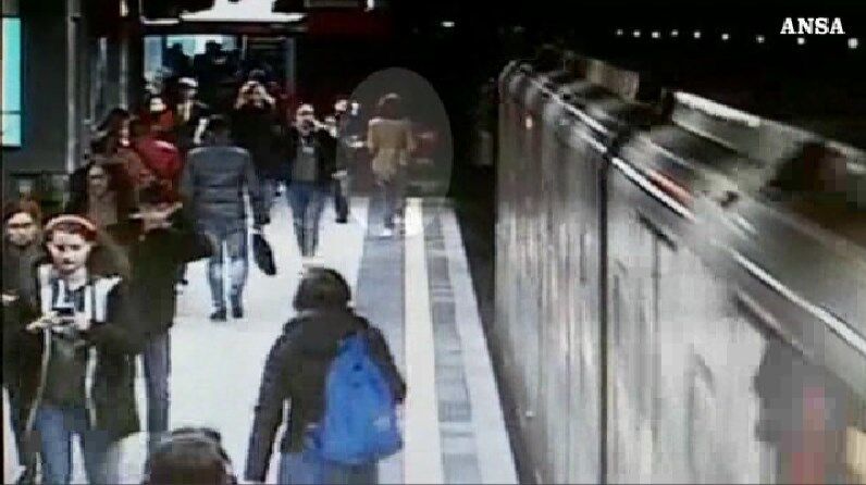 В Італії трапилася нова НП у метро: момент потрапив на відео