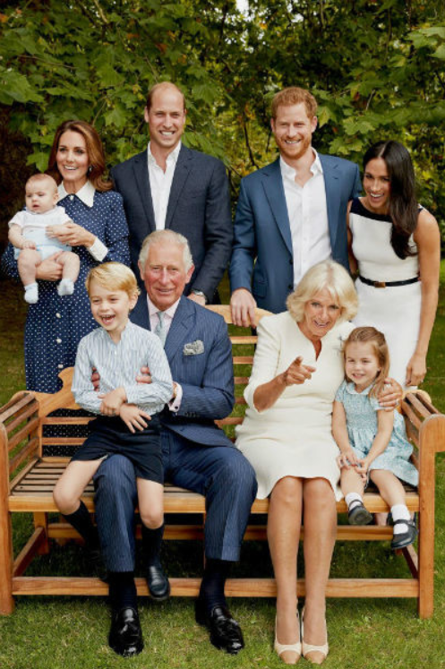 Принц Чарльз отпраздновал день рождения: появились фото с королевской вечеринки