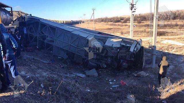 У Росії сталася кривава ДТП з автобусом та поїздом: п'ятеро загинули. Перші кадри