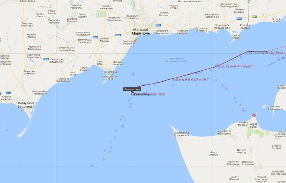 Атакують з моря? Російську техніку помітили біля берегів України: що відомо