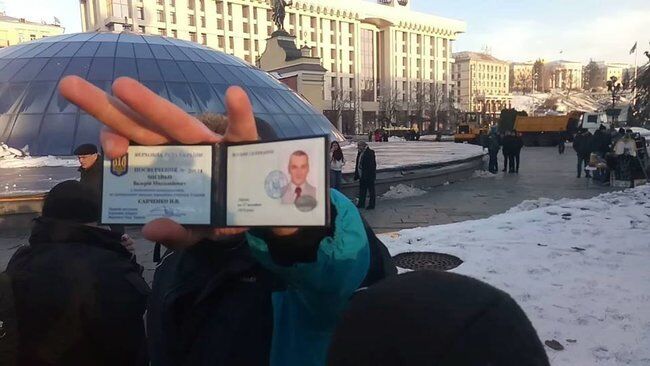 У центрі Києва закували в наручники помічника Савченко: фото і відео