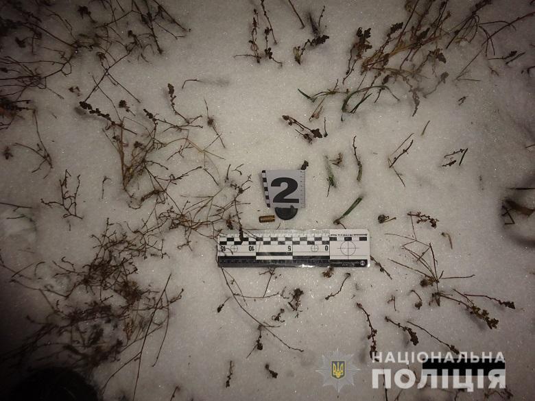 У Києві сталася стрілянина біля ТЦ: є постраждалі