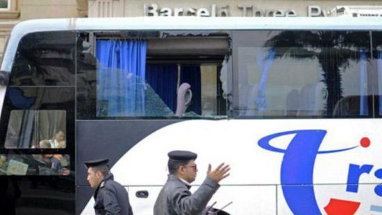 В Єгипті обстріляли автобус: серед жертв — жінки і діти