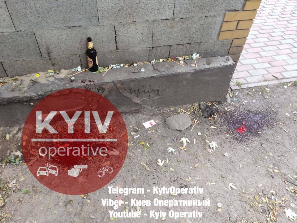 ''Вы все Иеговы!'' В Киеве мужчина напал на прохожих