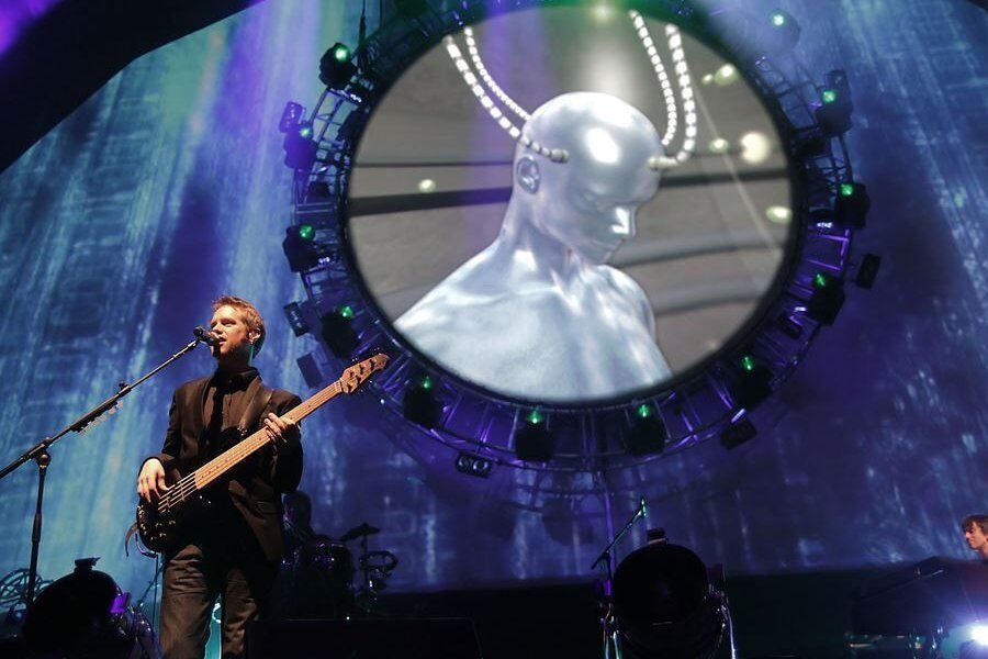 В Киев привезут самое крутое в мире шоу Pink Floyd