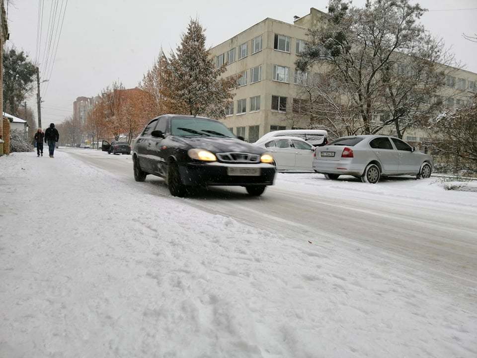 Полтаву засыпало снегом: опубликовано сказочные фото