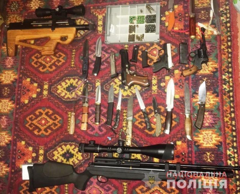 В Запорожской области разоблачили хранителя оружия