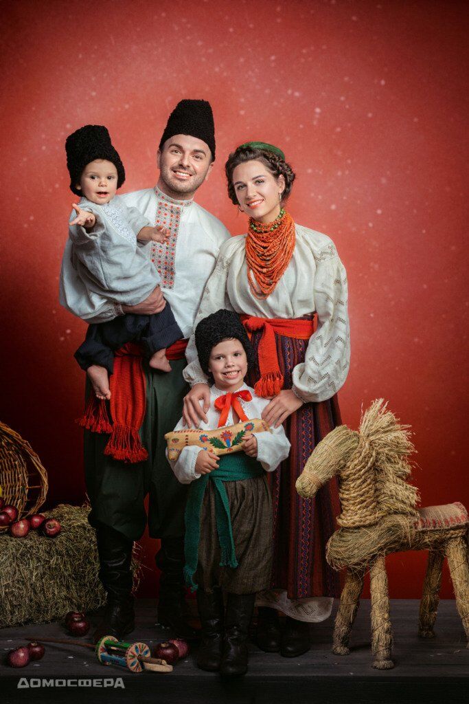 ''Щирі. Свята'': зірки України знялися у благодійному календарі