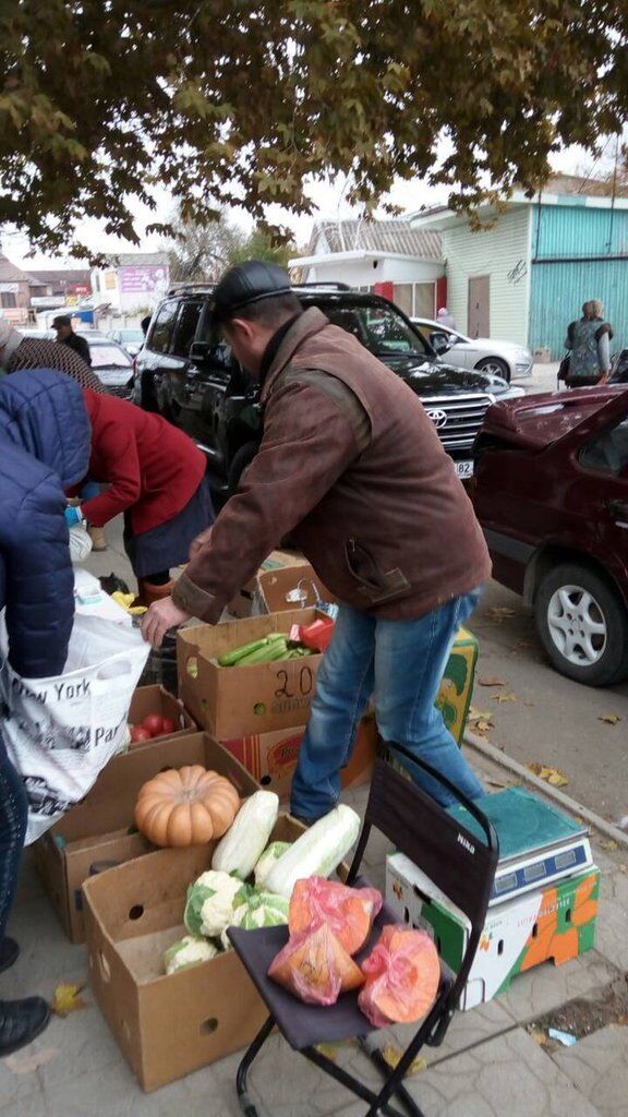 ''Не так ли было в 90-х?'' Сеть возмутили действия оккупантов в Крыму