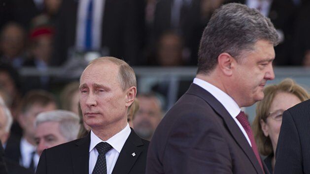 ''Путин восстановил нашу честь и поднял Россию с колен''
