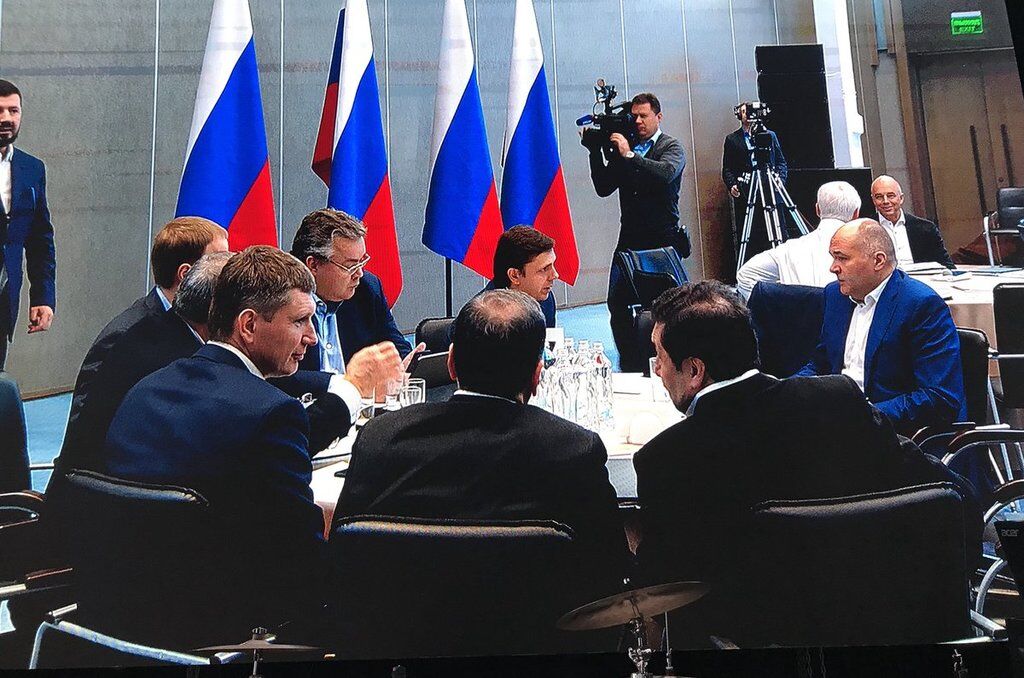 ''Зібрання ворогів народу!'' Візит Путіна до окупованого Криму розлютив мережу
