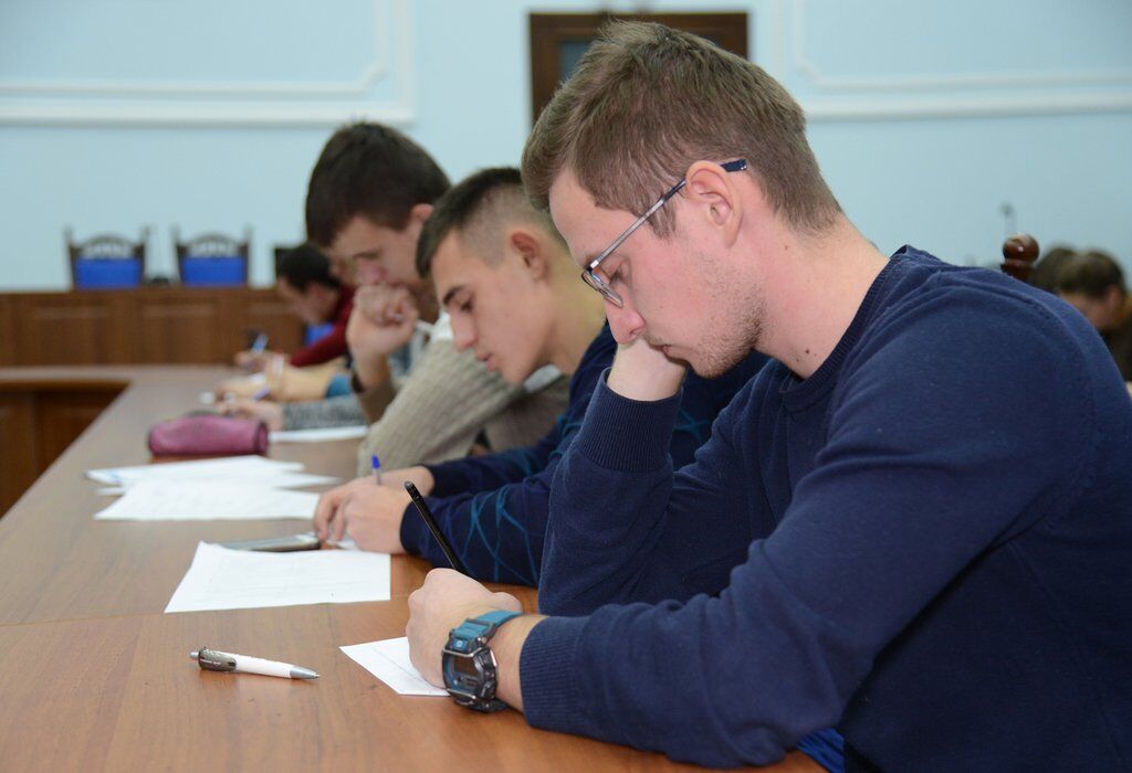 Молоді аграрії України змагаються за поїздку на престижний форум у Париж