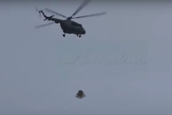 Військові вертольоти над Кремлем: розкрита таємниця загадкових польотів