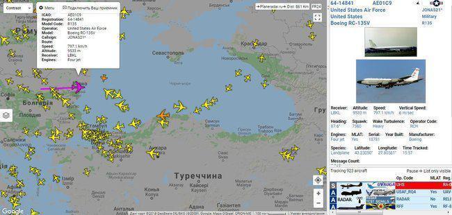 Летит в Крым: разведчик США ворвался в акваторию Черного моря