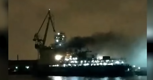 В России горел крупнейший ледокол "Виктор Черномырдин": есть пострадавшие