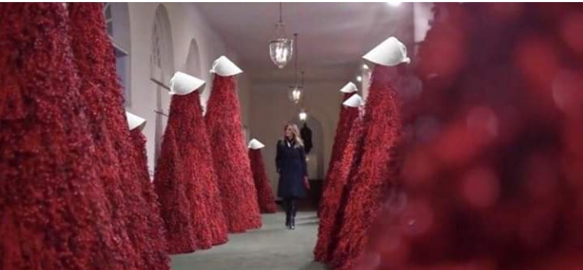 ''Кровавые елки'': видео с женой Трампа из Белого дома стало хитом в сети