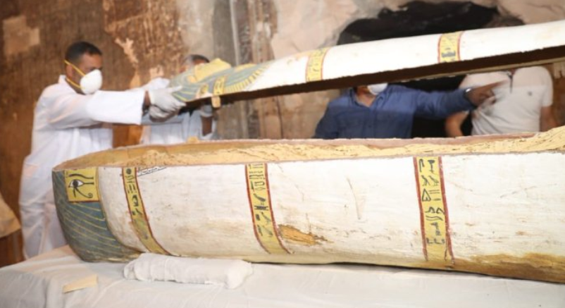 Археологи рассказали о найденных в Египте сокровищах: подробности
