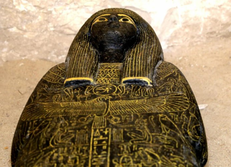Археологи рассказали о найденных в Египте сокровищах: подробности