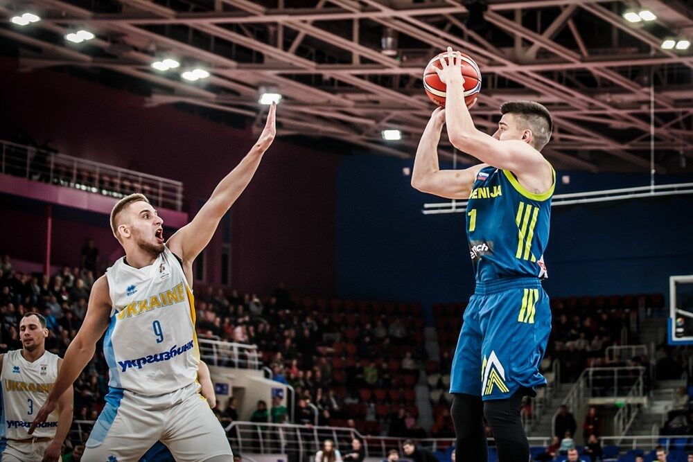 Украинские баскетболисты разбили чемпионов Европы: видео лучших моментов