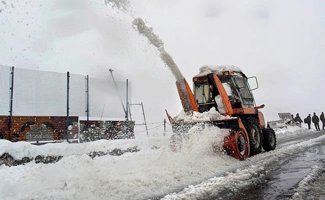 Снежный армагеддон: Индию замело впервые за 10 лет. Фото стихии