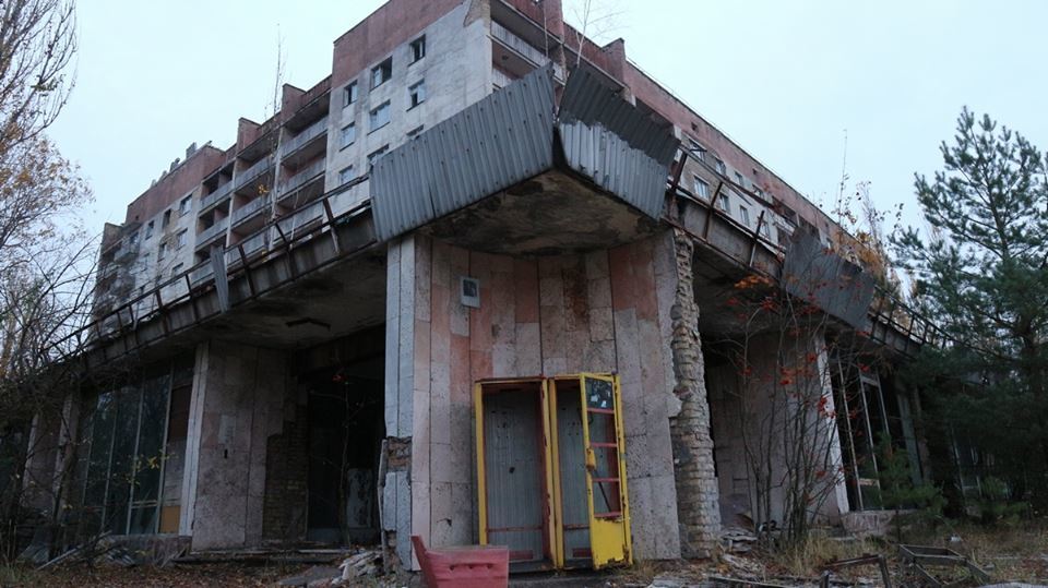 ''Город, застывший во времени'': опубликованы мрачные фото из Припяти