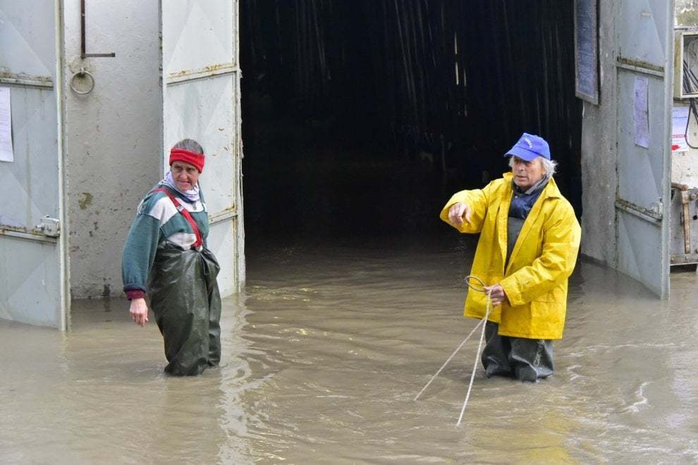 В Италии целый город ушел под воду: появились фото и видео