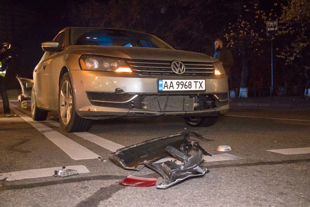 У Києві авто дипломата з Греції потрапило у ДТП: фото аварії
