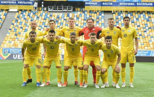 Сломали челюсть: игрока сборной Словакии избили перед матчем с Украиной 