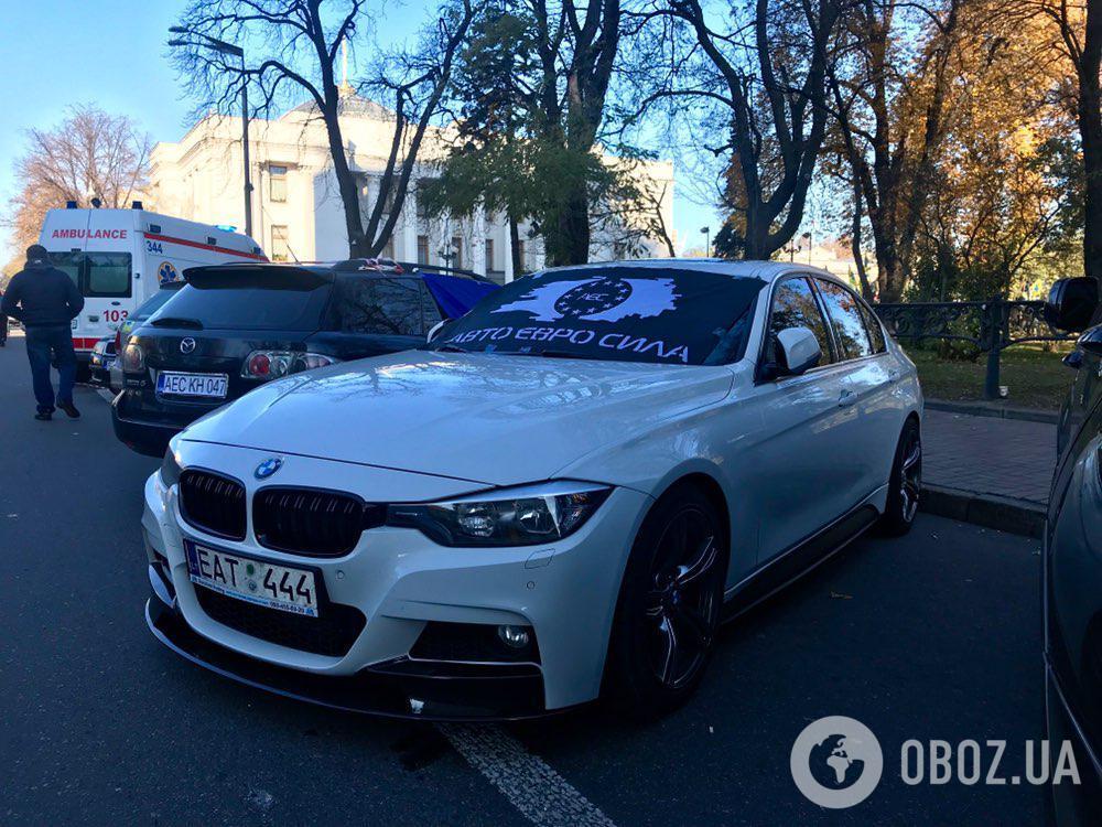 У Києві водії авто на єврономерах влаштували ''бунт'': яскравий фоторепортаж