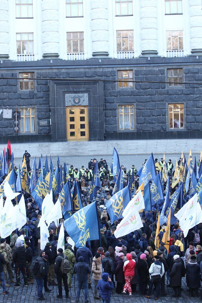 Ветерани вийшли під Кабмін вимагати створення свого міністерства