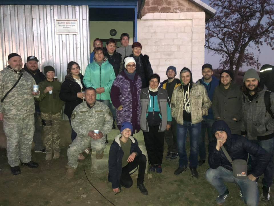 ''Дякуємо всім за молитви'': музиканти із США приїхали з туром на Донбас