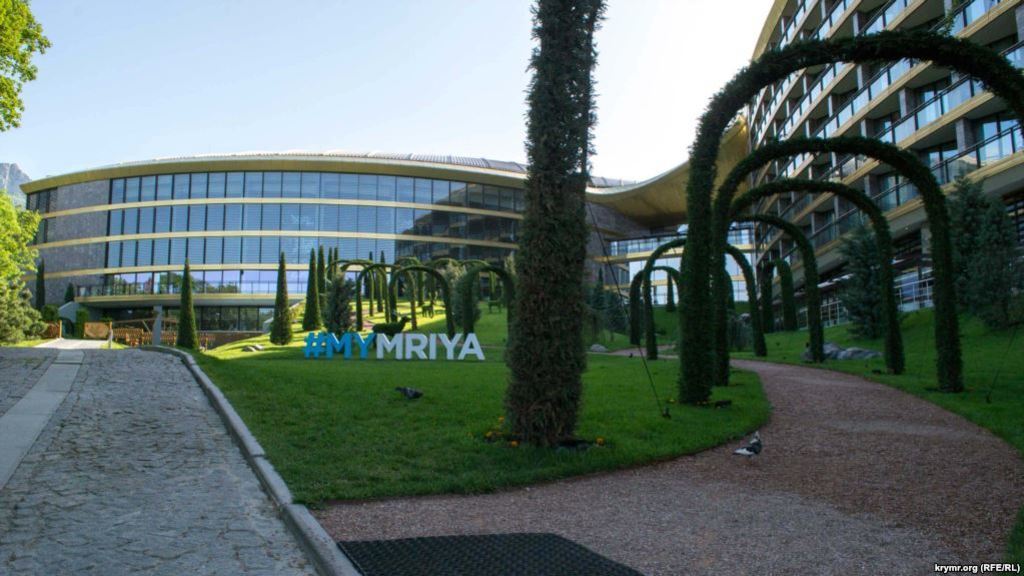 Ниточки ведут к России: США пояснили, почему крымский отель "Мрия" попал под санкции
