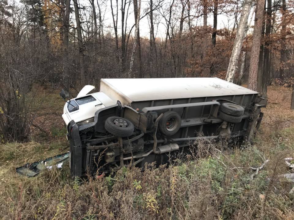 В авто Лещенка врізалася вантажівка: перші фото з місця ДТП