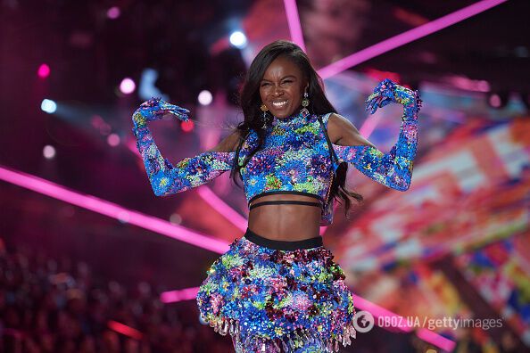 Victoria's Secret Fashion Show-2018: жаркие фото и видео с показа