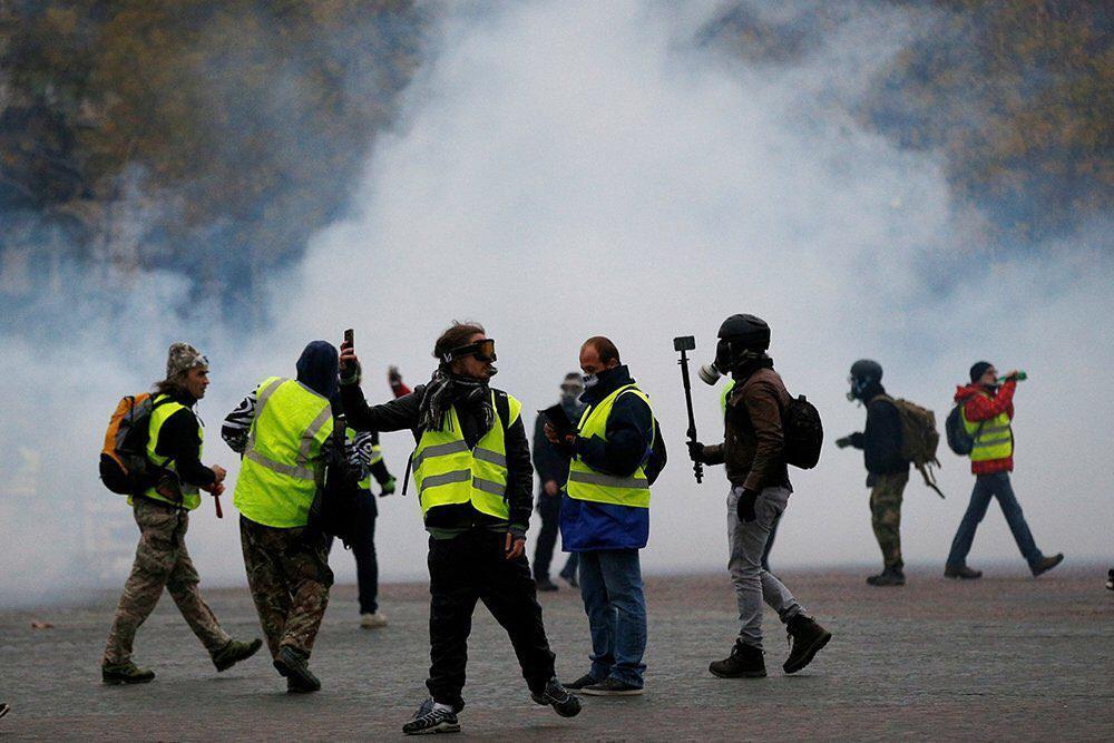 Паливний ''Майдан'' у Франції: в Парижі поранили пропагандистів Кремля, сотні затриманих 