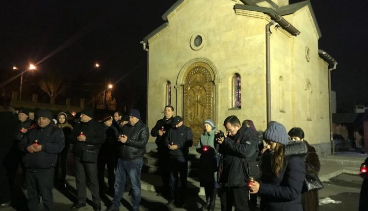 В Запорожье представители Союза армян почтили память жертв землетрясения в Армении (ФОТО)