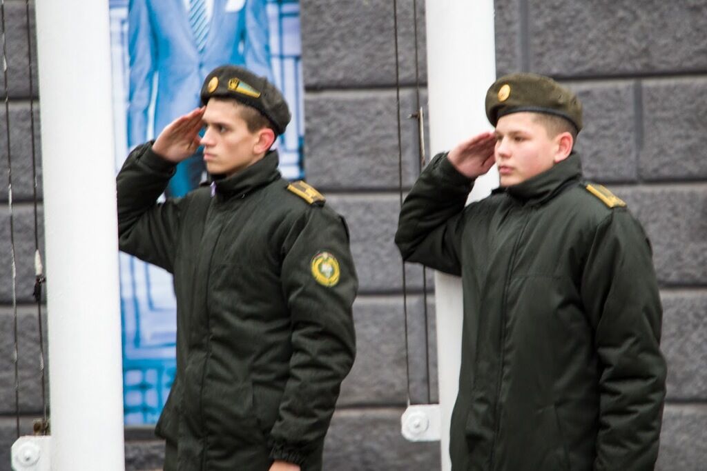 Дніпро приєднався до всеукраїнської акції підтримки полонених українських моряків