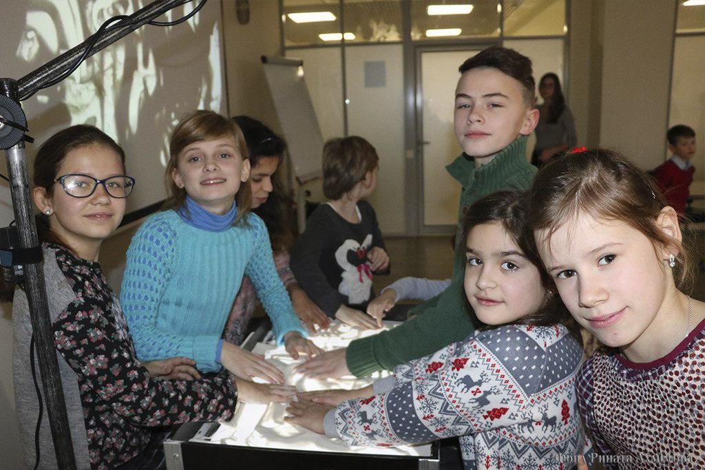 ''Сиротству – нет!'': порталу национального усыновления исполнилось девять лет 