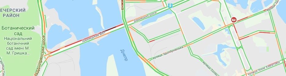 Штормовое предупреждение в Киеве: улицы города сковали пробки 