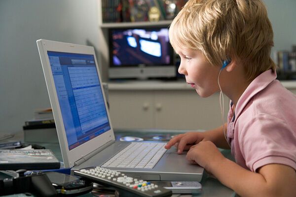 Чем опасен Интернет для детей
