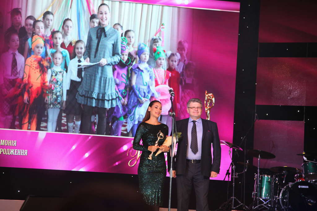 У Дніпрі визначили переможниць Всеукраїнської премії "Жінка III тисячоліття"