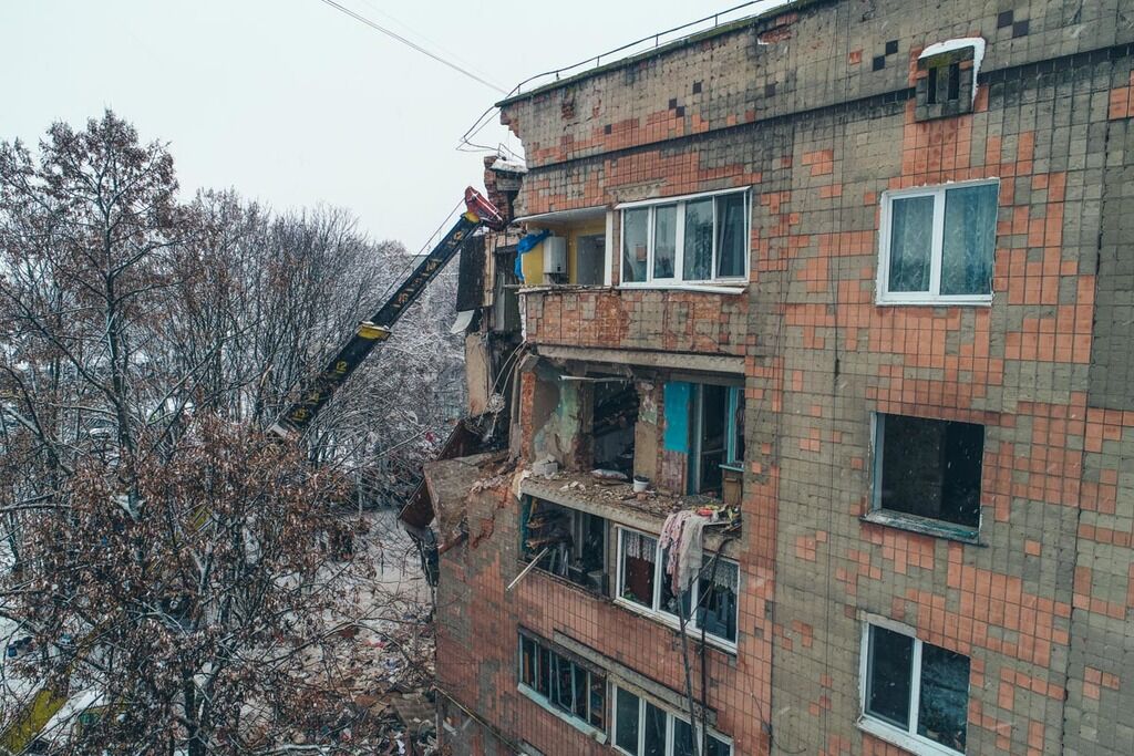 В Фастове из-за взрыва обрушился жилой дом: есть жертвы