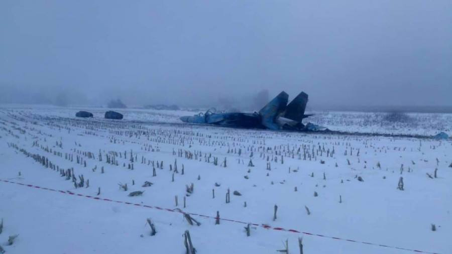 Падіння Су-27 під Житомиром: з'явилися фото з місця смертельної трагедії