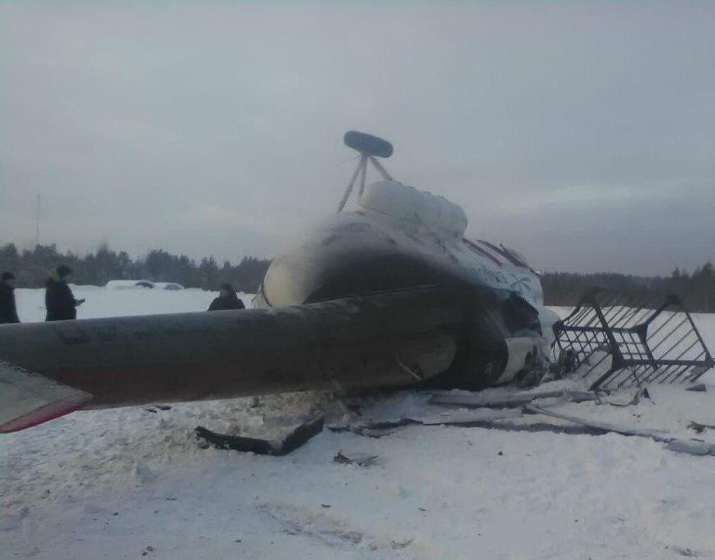 У Росії впав вертоліт із пасажирами: подробиці і фото