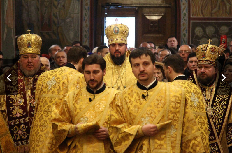 Новий глава єдиної церкви в Україні провів першу літургію: трансляція онлайн