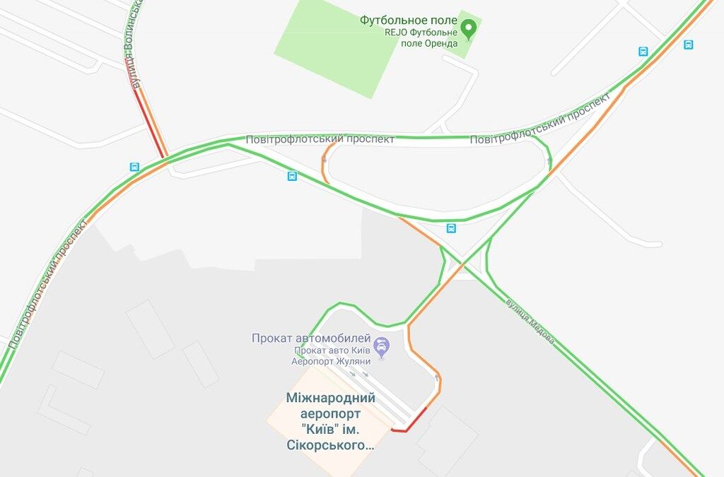 Київ скували величезні  затори: карта "червоних" вулиць і ДТП