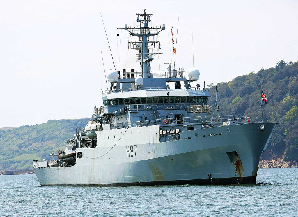 HMS Echo (H87)