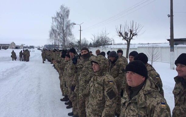 Масові збори резервістів: кого торкнеться