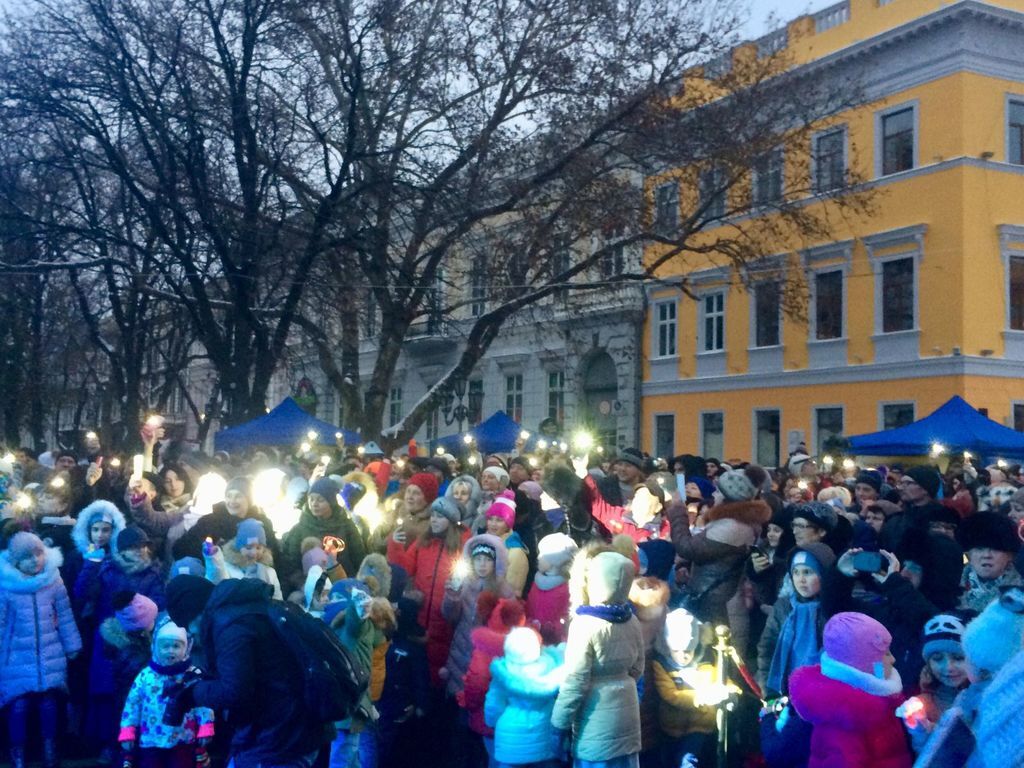  В Одессе стартовало масштабное празднование Хануки: фото и видео